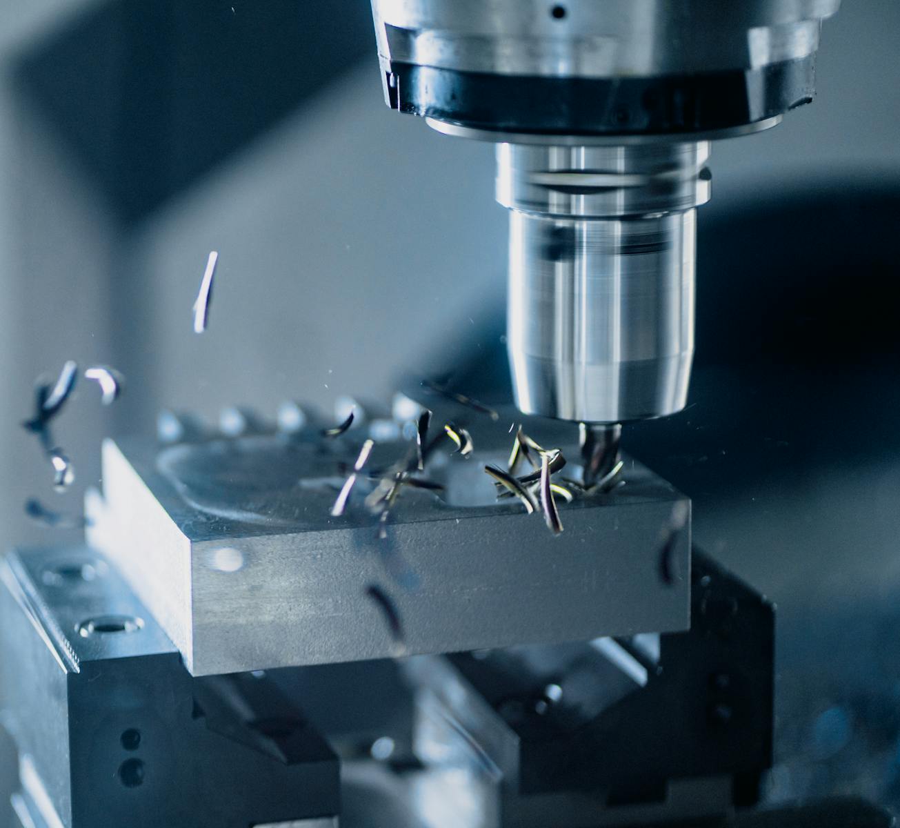 CNC machining milling aluminum and stainless steel parts